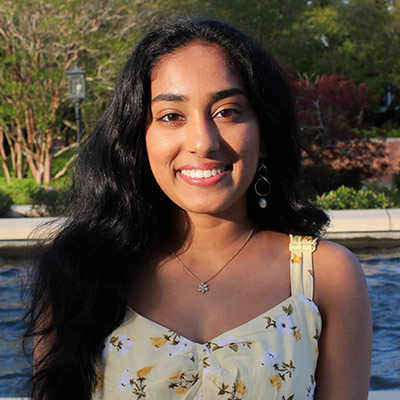 Sanjana Chada Headshot